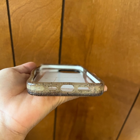 Defect Casetify iPhone 13 Pro Phone Case Guest Check - Picture 6 of 8